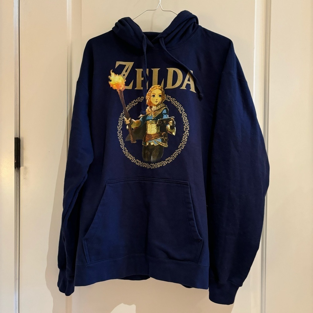 Zelda Graphic Hoodie in Navy